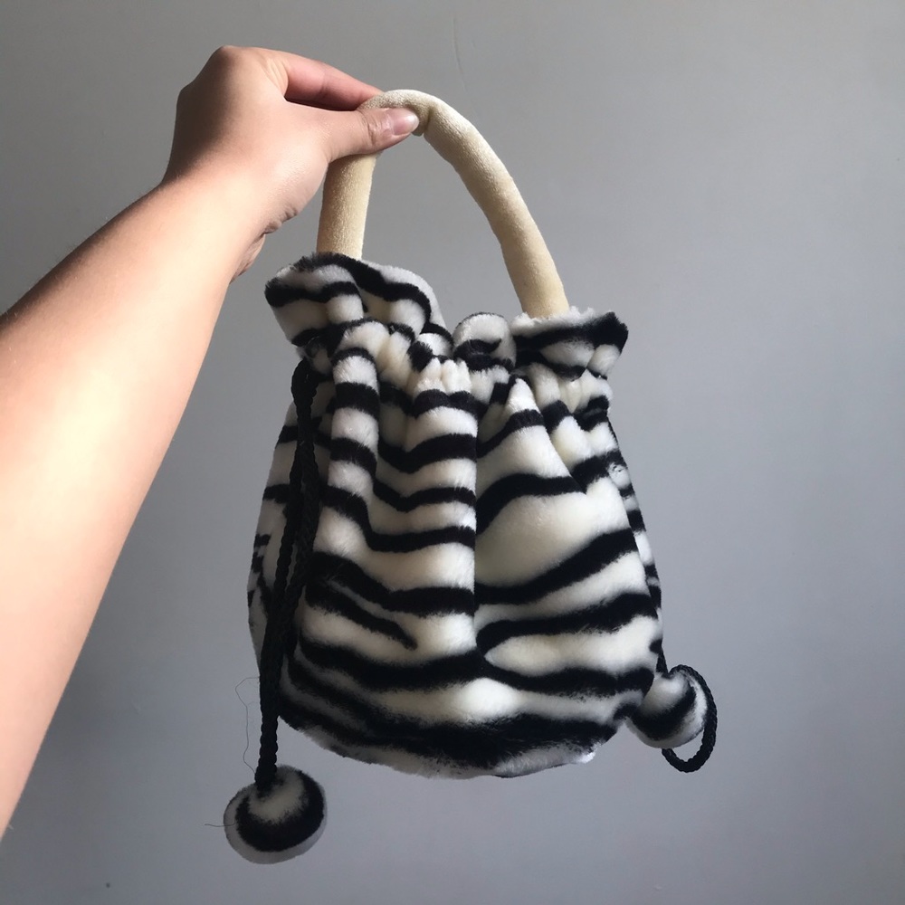 Super cute mini purse hand bag faux fur velour zebra print